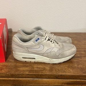 Old Airmax 1 premiums